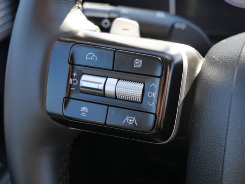 Certified 2026 Hyundai Santa Fe SE image 32