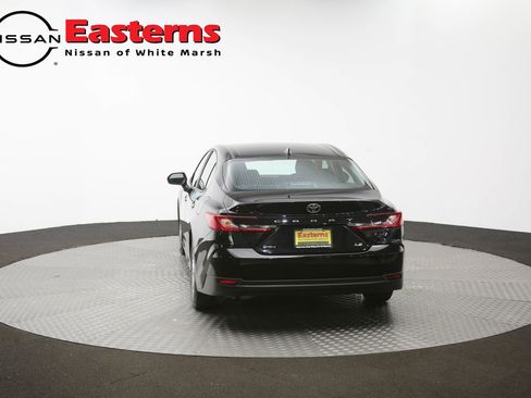 Used 2025 Toyota Camry LE FWD image 40