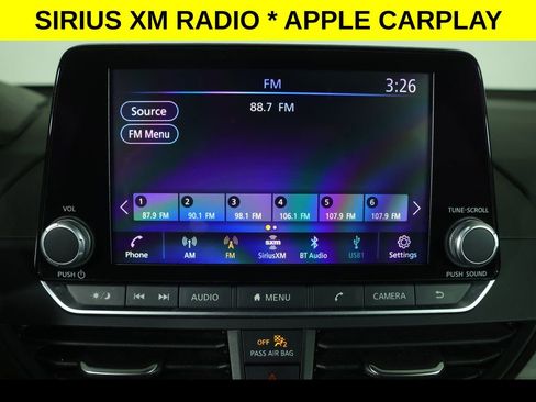 Used 2025 Nissan Altima 2.5 SV FWD image 4