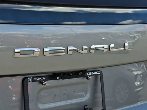 Used 2025 GMC Yukon Denali Ultimate AWD/4WD image 31