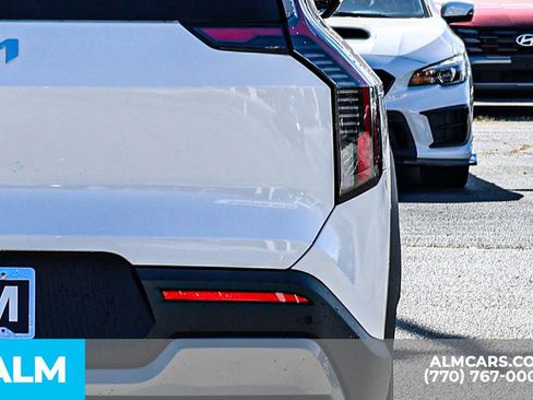 Used 2024 Kia EV9 Wind image 15