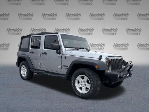Used 2018 Jeep Wrangler Unlimited Sport S image 2
