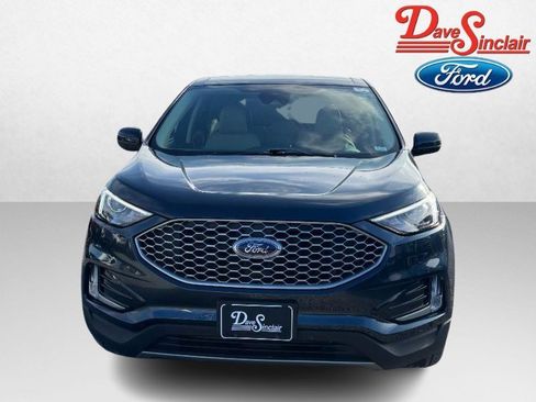 Used 2024 Ford Edge SEL w/ Convenience Package image 2