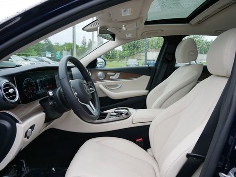 Used 2020 Mercedes-Benz E 450 4MATIC Sedan image 9