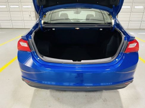 Used 2023 Chevrolet Malibu LT image 9