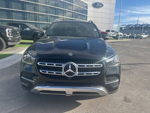 Used 2024 Mercedes-Benz GLE 350 4MATIC w/ 3rd Row Seat Package image 2