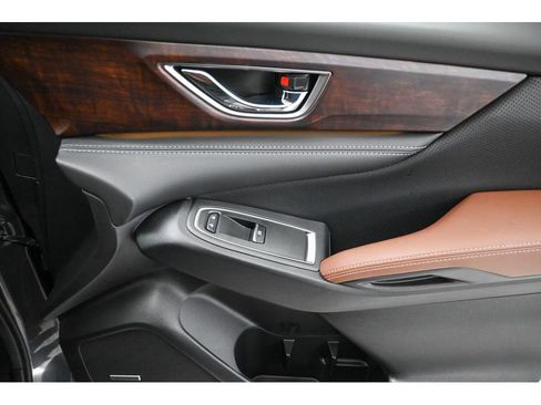 Used 2023 Subaru Ascent Touring image 17