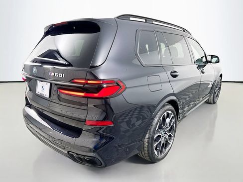 Used 2027 BMW X7 M60i AWD/4WD image 5