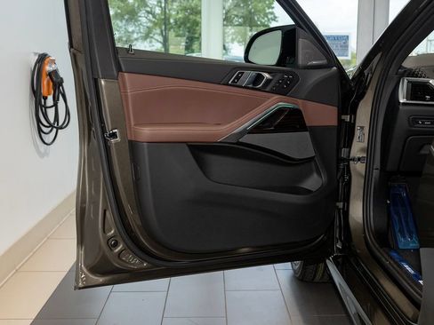 New 2027 BMW X6 M60i w/ Climate Comfort Package AWD/4WD image 21