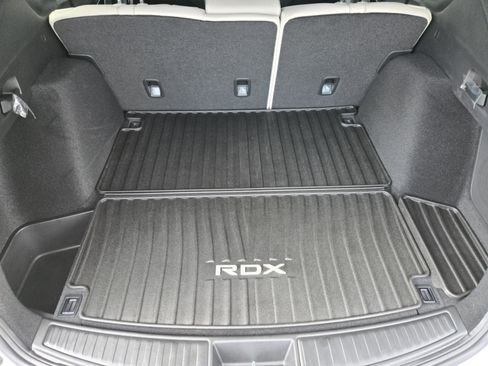 New 2026 Acura RDX SH-AWD image 8