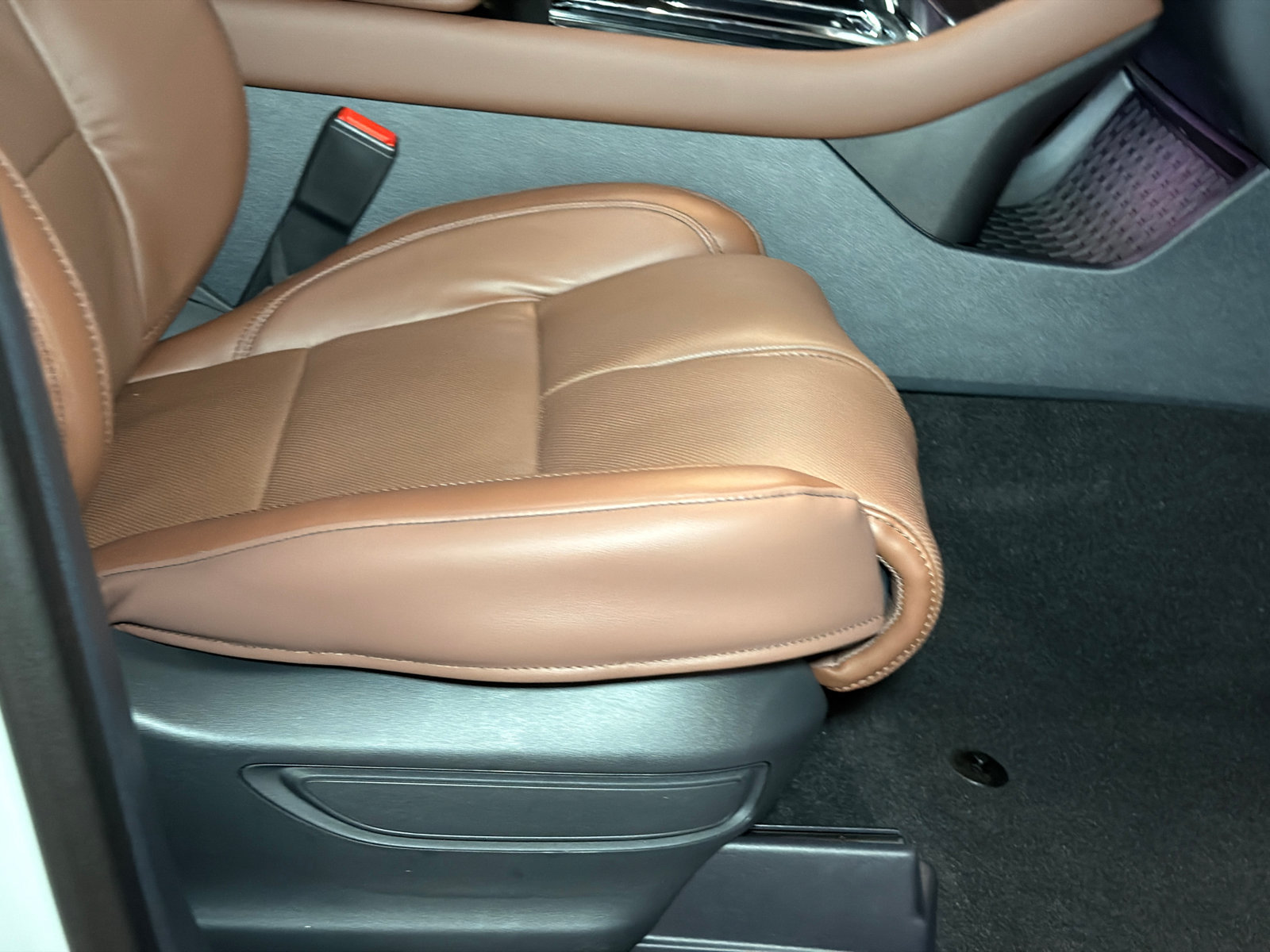 New 2027 Lincoln Aviator Reserve AWD/4WD image 12