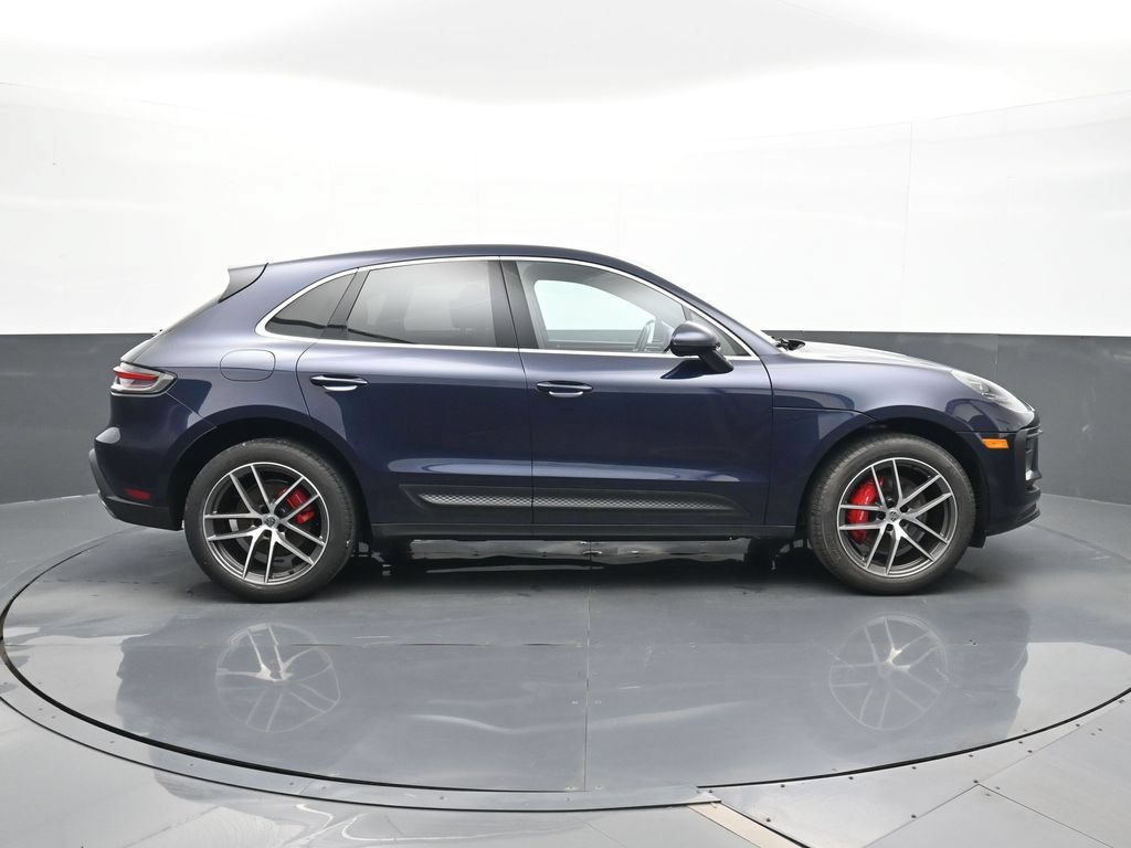 Certified 2023 Porsche Macan S AWD/4WD image 25