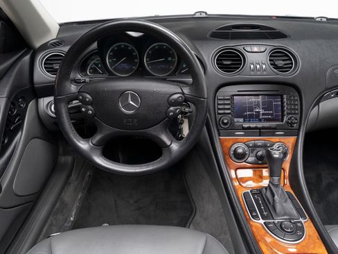 Used 2005 Mercedes-Benz SL 500 image 31