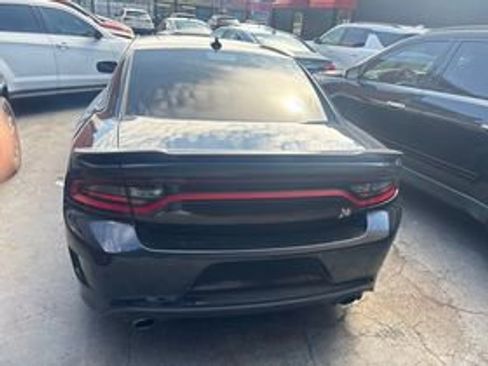 Used 2018 Dodge Charger R/T Scat Pack image 6