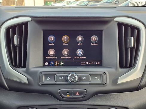 Used 2023 GMC Terrain SLE w/ Driver Convenience Package image 10