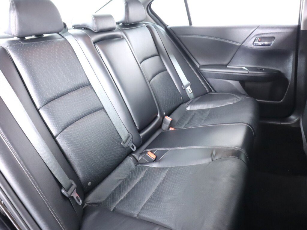 Used 2016 Honda Accord EX-L image 37