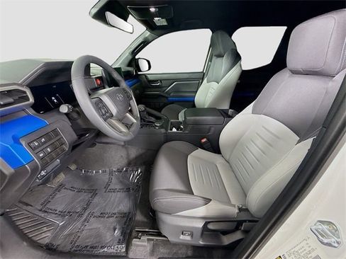 Certified 2025 Toyota Tacoma TRD Off-Road image 20