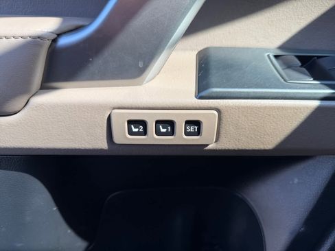 Used 2023 Lexus GX 460 Premium w/ Premium Package image 50