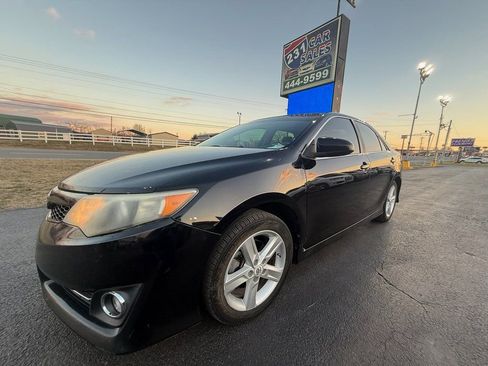 Used 2012 Toyota Camry SE image 7