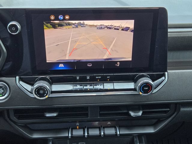Used 2024 Chevrolet Colorado Trail Boss w/ Advanced Trailering Package AWD/4WD image 18