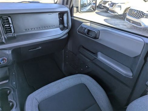 Used 2022 Ford Bronco 4-Door image 15