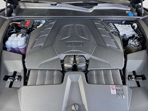 New 2026 Porsche Cayenne GTS image 29