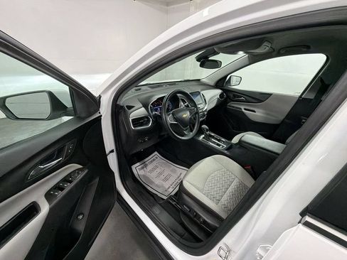 Used 2024 Chevrolet Equinox LT FWD image 10