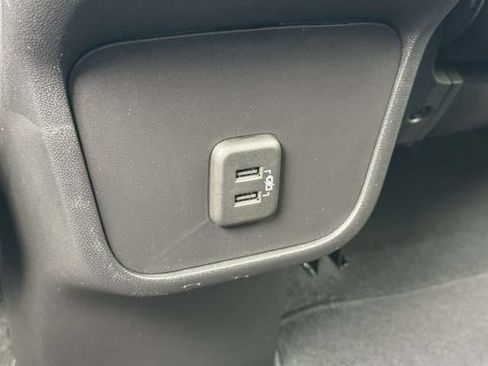 Used 2024 GMC Terrain SLE w/ Driver Convenience Package AWD/4WD image 16