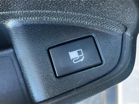 Used 2019 Honda Pilot LX image 12