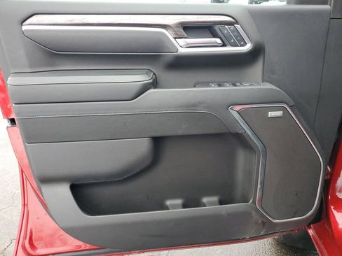 Used 2025 Chevrolet Silverado 2500 LTZ w/ LTZ Plus Package image 23