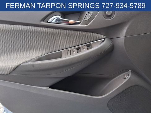 Used 2017 Chevrolet Cruze LT w/ Convenience Package image 24