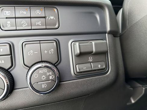 New 2026 Chevrolet Suburban RST w/ RST Capability Package image 41