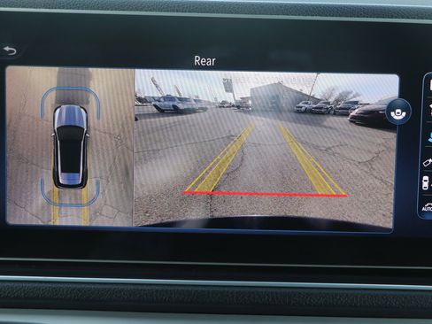 Used 2024 Mercedes-Benz GLE 350 4MATIC image 24