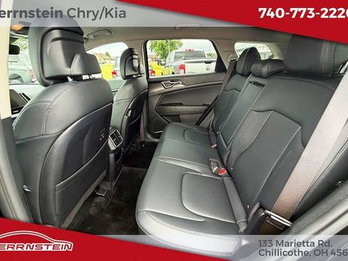 Used 2023 Kia Sportage EX AWD/4WD image 40