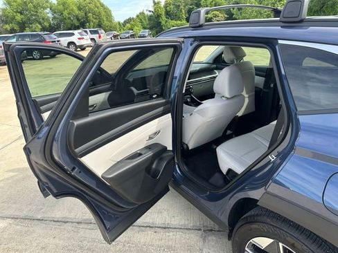 Used 2026 Hyundai Tucson SEL FWD image 12
