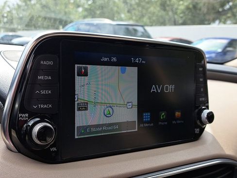 Used 2020 Hyundai Santa Fe Limited w/ Cargo Package image 23