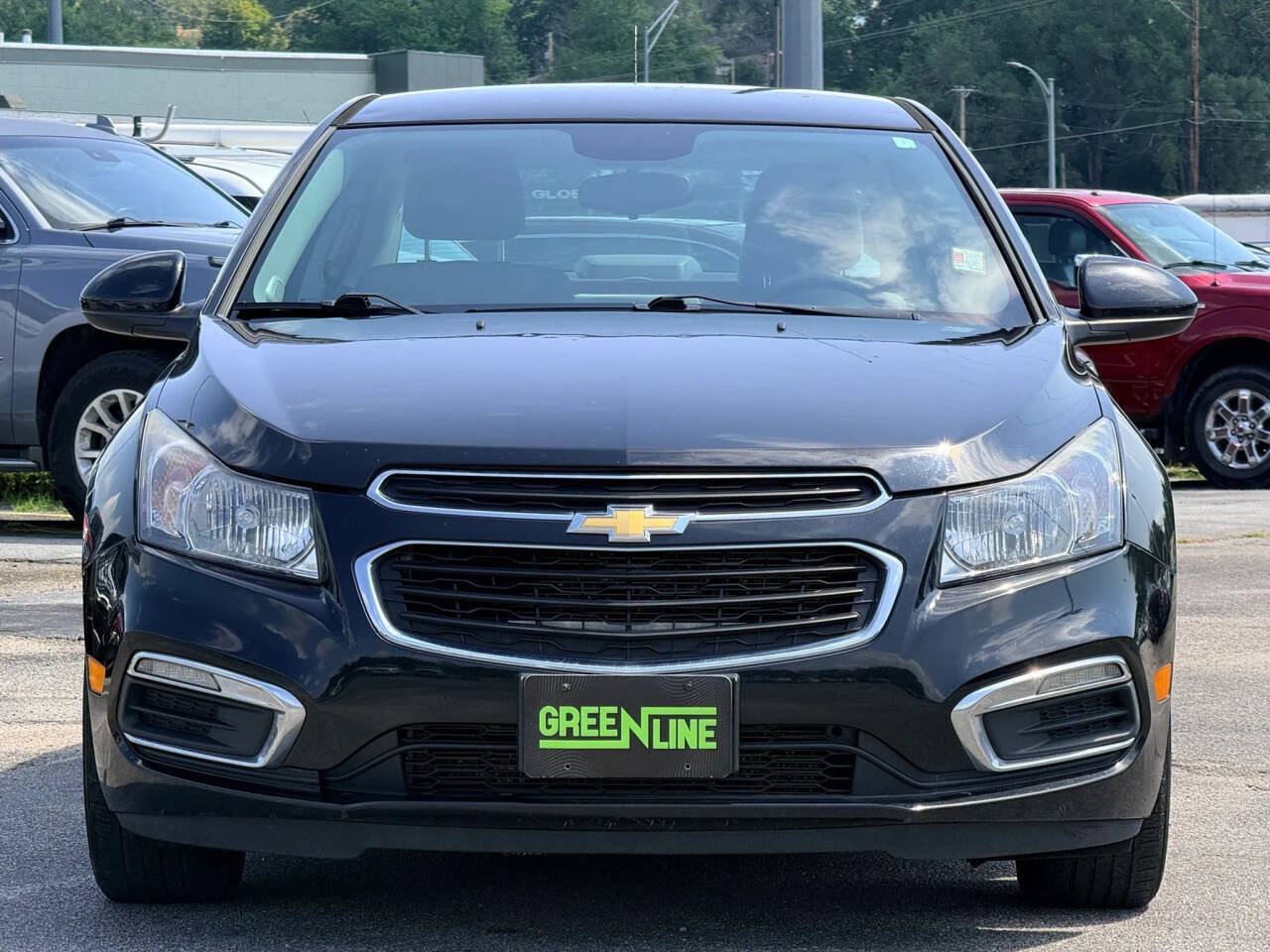 Used 2015 Chevrolet Cruze LT FWD image 3