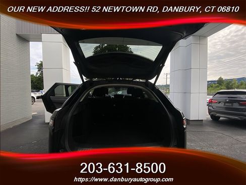 Used 2019 Land Rover Range Rover Velar S AWD/4WD image 17