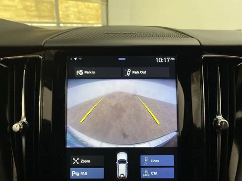 Used 2019 Volvo XC60 T6 R-Design w/ Protection Package Premier image 27