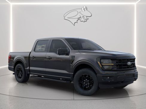 New 2026 Ford F150 XLT w/ Equipment Group 302A MID AWD/4WD image 7
