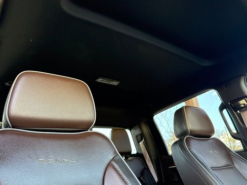 Used 2023 GMC Sierra 1500 Denali w/ Technology Package image 20