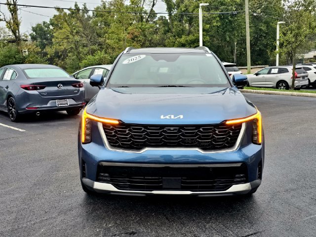 Used 2025 Kia Sorento SX Prestige AWD/4WD image 3