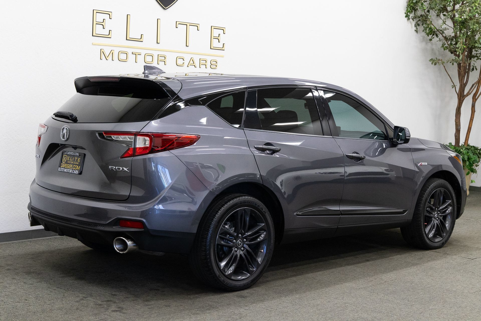 Used 2021 Acura RDX w/ Advance Package FWD image 11