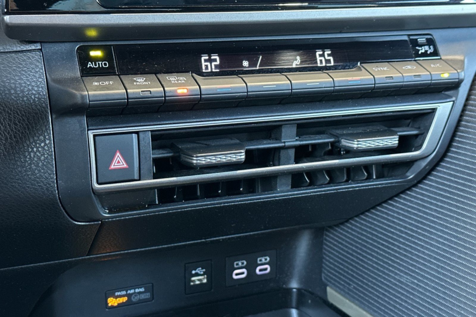 Certified 2025 Toyota Camry SE FWD image 18