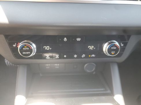 New 2026 Mitsubishi Outlander LE AWD/4WD image 30
