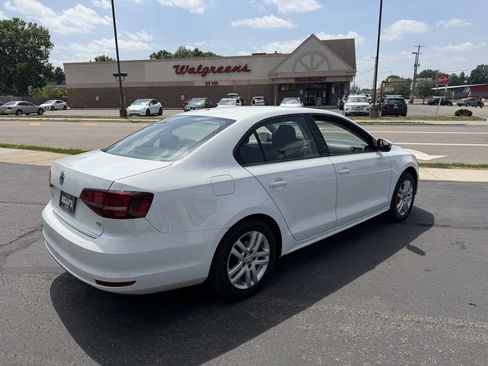 Used 2018 Volkswagen Jetta S FWD image 5