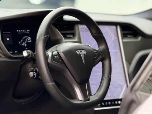 Used 2019 Tesla Model S Performance image 13