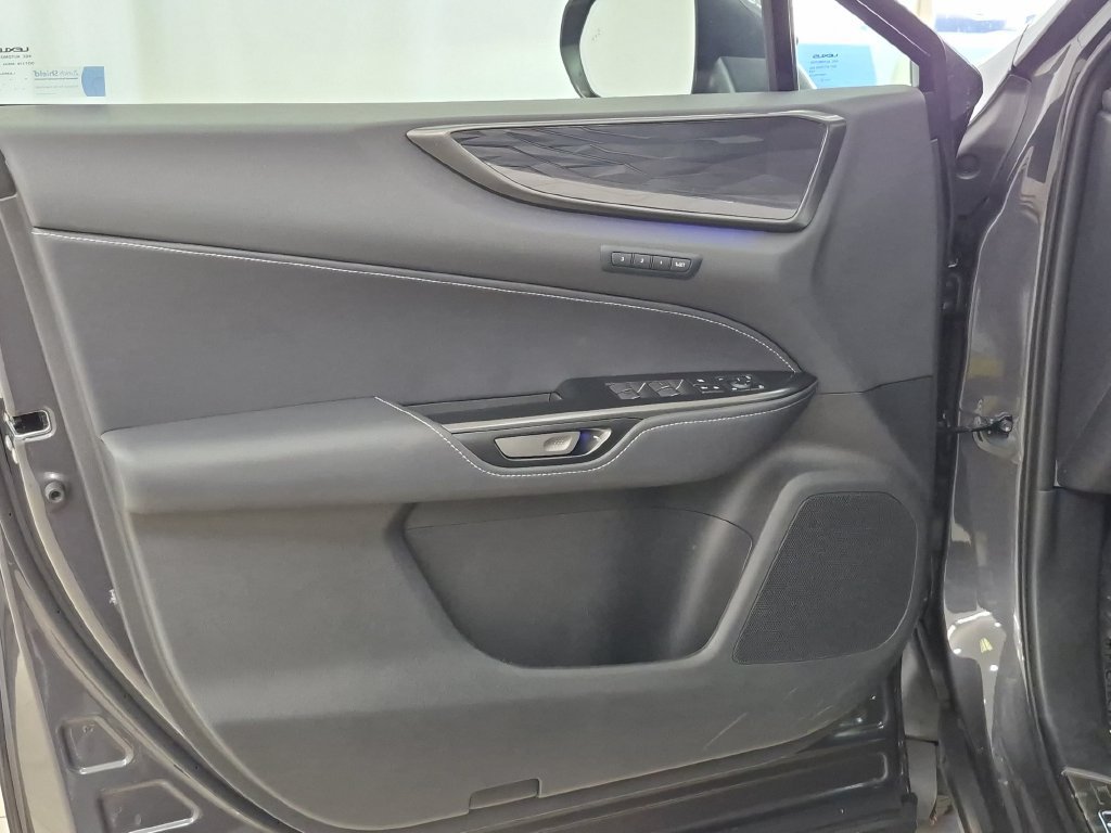 Certified 2026 Lexus NX 350h AWD w/ Accessory Package (2T) image 17