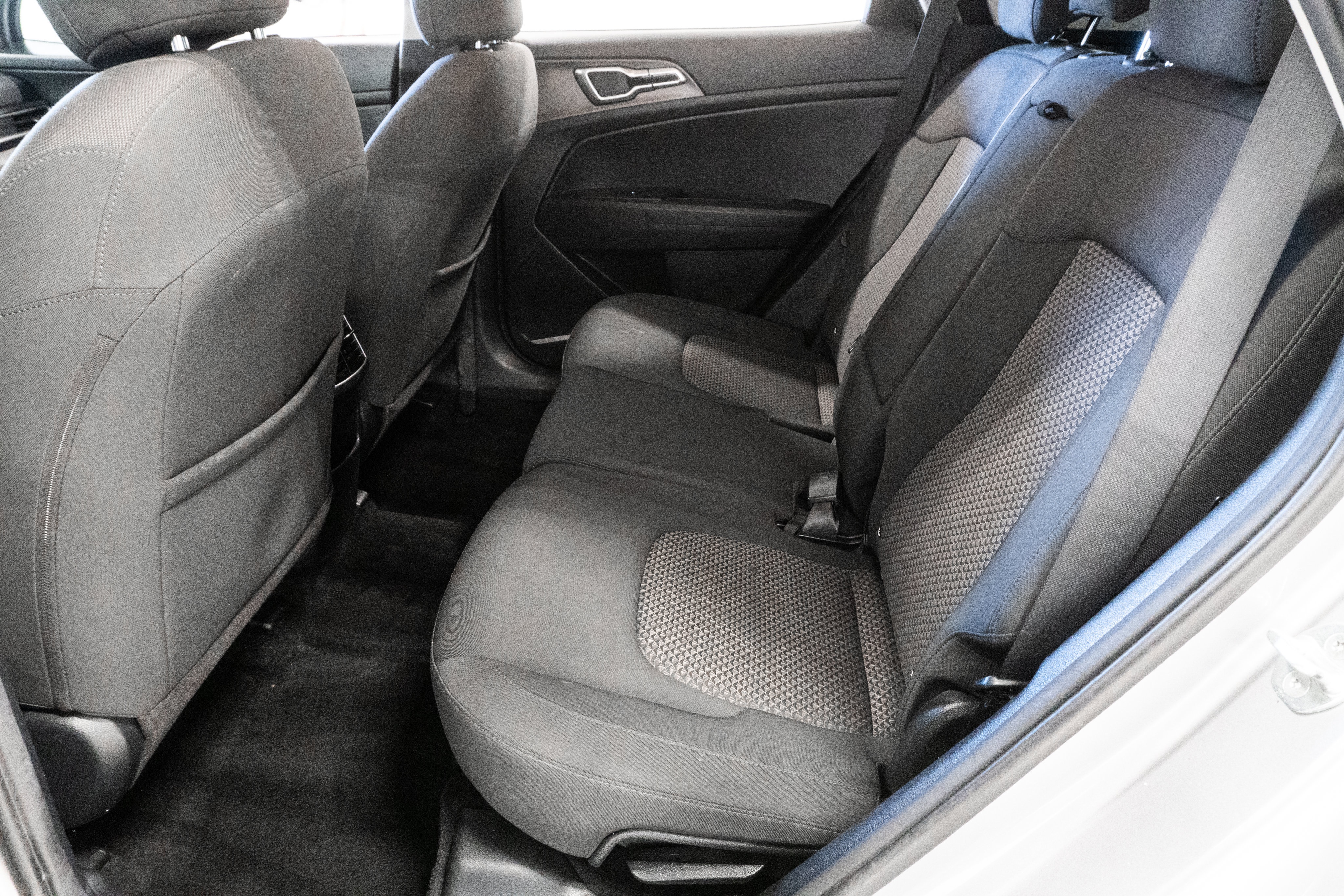 Used 2023 Kia Sportage LX FWD image 12