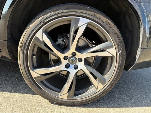Used 2018 Volvo XC90 T5 R-Design w/ Convenience Package FWD image 18